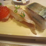 Gatten Zushi - すじこ、とろめかじき、炙りさんまの押し寿司
