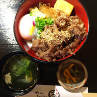 焼肉 しゃぶしゃぶ 石田屋。 北野坂店 - 