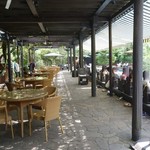 ベーカリー＆テーブル 東府や 足湯カフェ - （2016/9月）テラス席