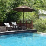 （2016/9月）観賞用プールとテラス席