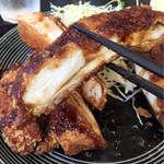 とり安食堂 - お肉アップ。一切れでかなりきます(^^;;