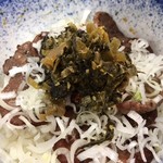 Choujatei - 唐辛子の味噌漬けでなく、高菜ですがそれはそれで合います