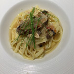 墨繪 - 秋刀魚のフェットチーネ〜魚系のパスタは苦手だけど、これは秋刀魚が美味しいし和風スープが美味しい！