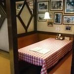 レストラン ニックス - 素敵なボックス席もあります