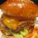 オーセンティック - 真っ黄な？チーズがトロ～リ！＾＾）