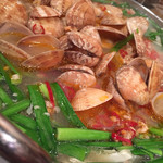 元祖台湾もつ鍋仁 - 塩台湾にはあさりをON…間違いない美味しですな