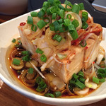 元祖台湾もつ鍋仁 - キムチ奴っこ