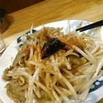 いっさ - もやしザーサイ炒めキクラゲのせ