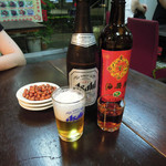 中瓶ビール450円と紹興酒1,200円