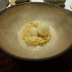 イレテテュヌフワ - 2016.10 うずら玉子白トリフのソース