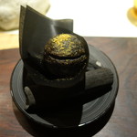 イレテテュヌフワ - 2016.10 そば粉のガレット剣先イカと帆立竹炭