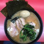 ラーメン 杉田家 本店 - 
