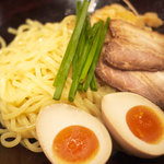 じとっこ - つけ麺