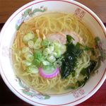 天馬軒 - 塩ラーメンのアップ