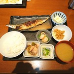 おいしい魚を食べさせる店 魚可津 - アザジュ～ de  >゜)))彡〰
食べたくなったらココ♥
焼き魚定食♥