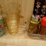 肉中華そばムタヒロ - 調味料