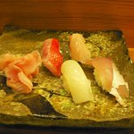 松鮨 - 地魚寿司(真イカ、カンパチ、金目鯛、鰆）