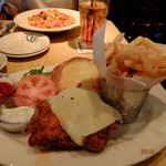 The Cheesecake Factory - スパイシークリスピーチキンサンドイッチ