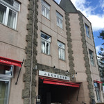 ラ・ヴェリテ - 外観