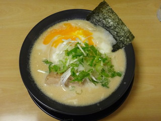 ◯平ラーメン - 鶏カルボナーラそば