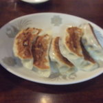 中華家庭料理 雲海 - 餃子一人前（315円）