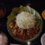 きりん亭 - コマ焼きとんてきのソース1,590円（税抜き）