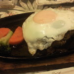 れすとらん　あかい自転車 - ハンバーグ