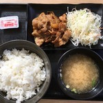 Yoshinoya - しょうが焼き定食