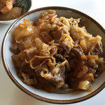 樹 - 牛丼
            ２０１６年１０月１２日実食