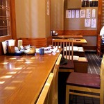 釜飯と串焼き 麻鳥 - 内観2