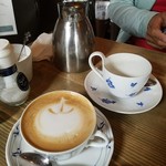 カフェ・ル・プティ・ニ・トロワ - 