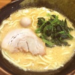 壱角家 - 醤油ラーメン