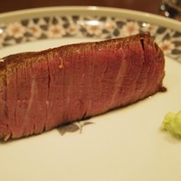秋田牛鉄板焼 銀座五明 - 秋田牛ミディアムレアオーダー