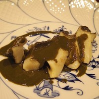 秋田牛鉄板焼 銀座五明 - 蒸し鮑のソテー〜肝ソース〜