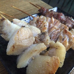 もつ焼き酒場　豚坊 - 脂身は正義。