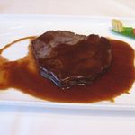 マンヨウケン スタイル - ヒレビーフステーキ、デミグラスソースのアップ(2016.03)