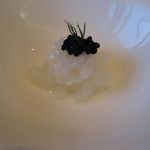 イカのマリネとキャビアのアップ(2016.03)