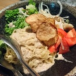 Nihonichi Suisan Chokuei Izakaya Arata - 10品目のラーメンサラダ　680円（税別）