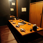 串揚げ酒場 ゑにし - 掘りごたつ座敷