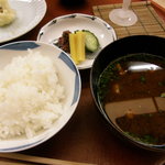 割烹 やました - ご飯と赤だし