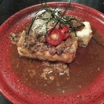 山海里 清ぼう - 揚げ出し肉豆腐(牛スジ肉がのっています)