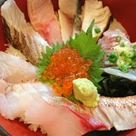 やまひこ鮨 - 地魚丼