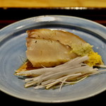 ごだん 宮ざわ - お造り　サワラの酢〆　わら炙り