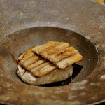 ごだん 宮ざわ - 焼胡麻豆腐　煮穴子添え