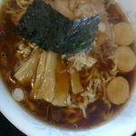 拉麺厨房 北斗   - 醤油ラーメン大盛　右側
            丸い三個が麩です・・・