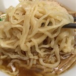 絢 - 醤油ラーメン 麺リフト