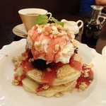 cafe Mon - ベリーのパンケーキ～フローズンスタイル～