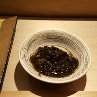 SUSHI TOKYO TEN、 新宿ニュウマン店 - もずく　石川県からきたそうな。細くてきれい。美味しい。