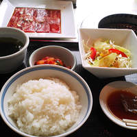 叙々苑 新宿小田急ハルク店 - 焼肉ランチ 1,200円