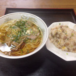 Menya Kinsenken Honten - ラーメン+半チャーハン